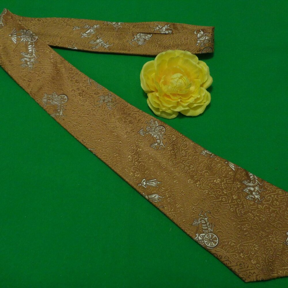 RETRO ASIAN STYLED GOLD W PRINT SILK TIE